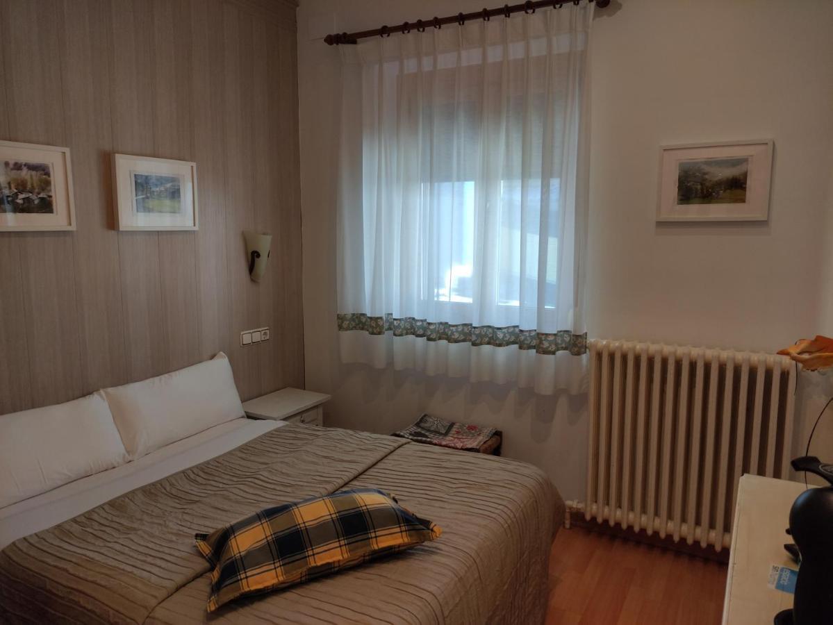Hostal Escartin Sabiñánigo 외부 사진